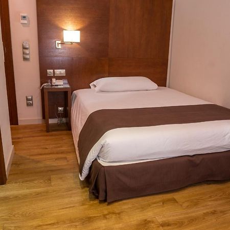 Ramon Berenguer IV Hotel Lerida Buitenkant foto