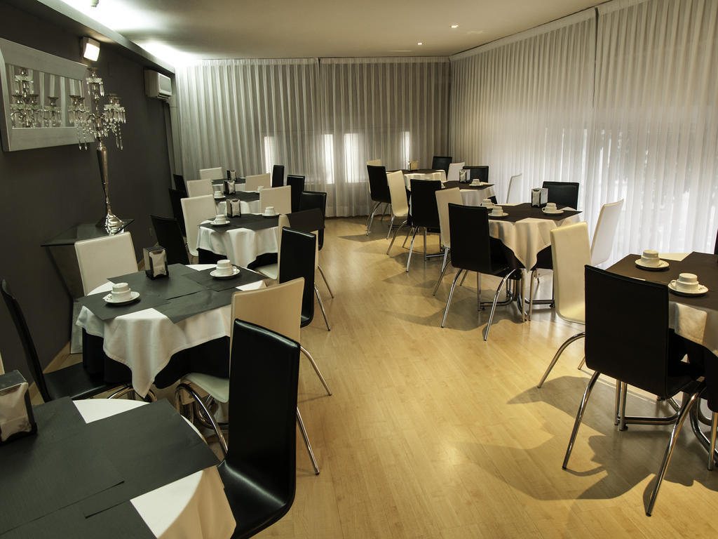 Ramon Berenguer IV Hotel Lerida Buitenkant foto