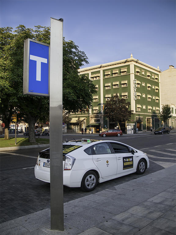 Ramon Berenguer IV Hotel Lerida Buitenkant foto